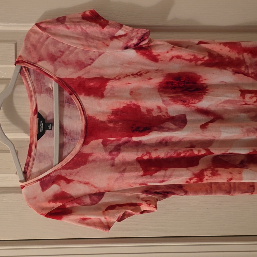 SIMPLY VERA VERAWANG BRAND WOMAN'S PINK FLORAL "TIE DYED" T-SHIRT SIZE LARGE